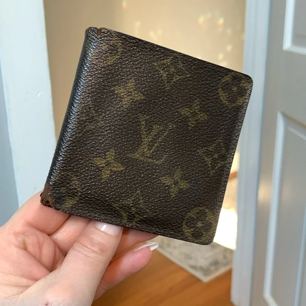 1998 authentic Louis Vuitton card holder / men’s wallet